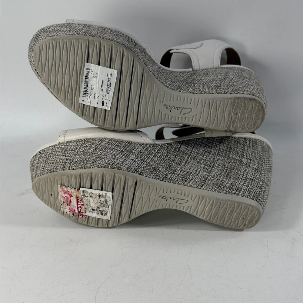 White Clarks Platform Sandals with Buckle size 7 - Picture 4 of 9